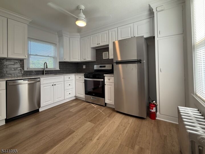 Property Photo:  73 Park Ave 2  NJ 07940 