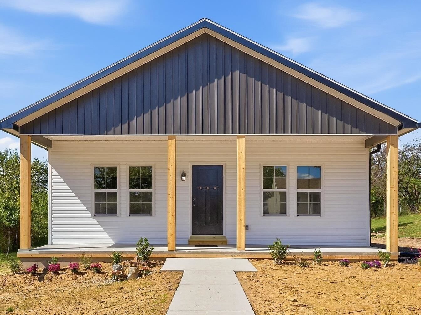 Property Photo: 1301 Mercer Ave KY 42437-0000