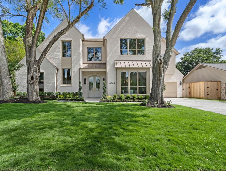 Property Photo: 6243 Briar Rose Drive TX 77057