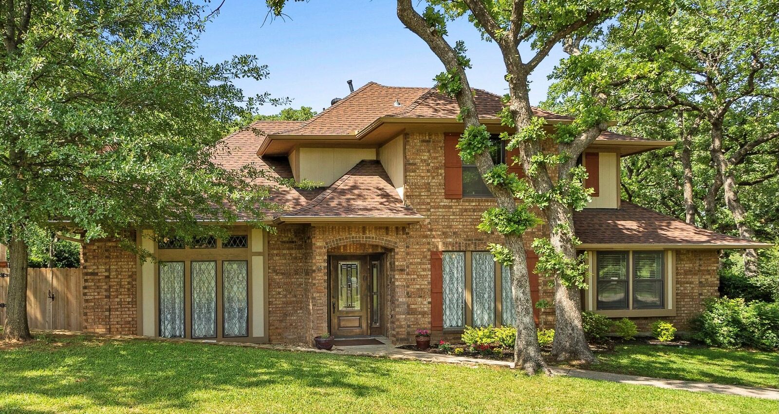 Property Photo:  1355 Melody Lane  TX 76262 