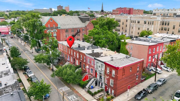 Property Photo:  33 Park St  NJ 07304 