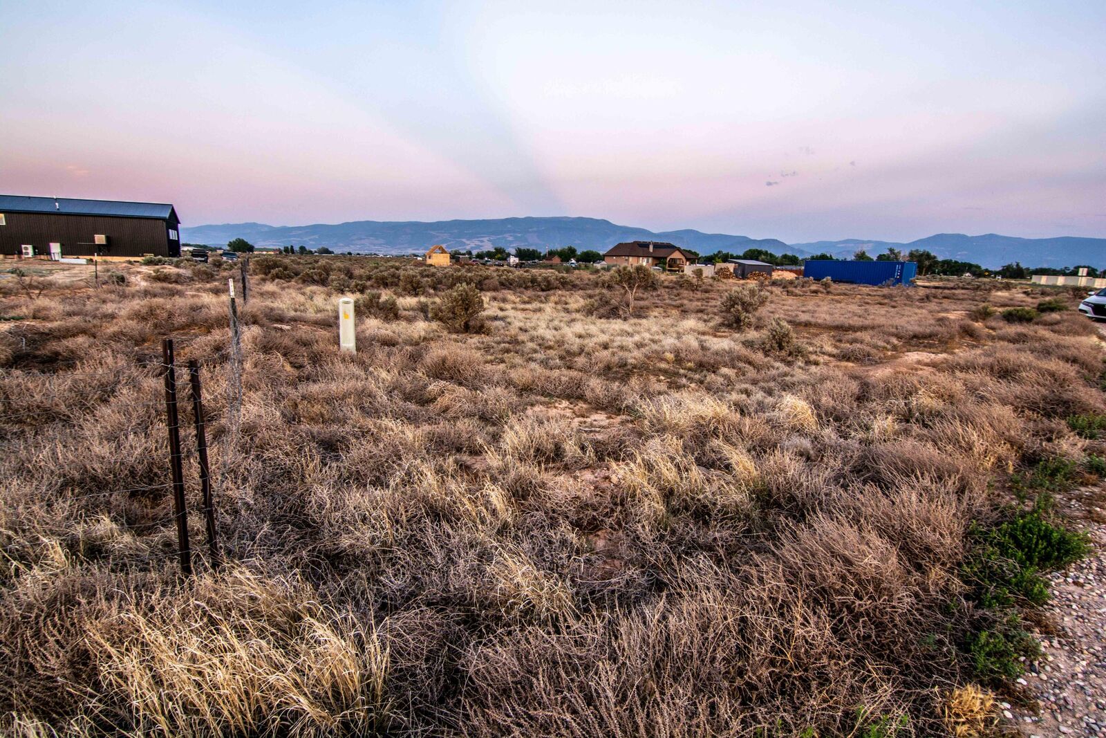 Property Photo:  
