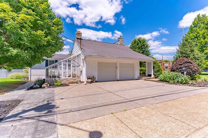 Property Photo:  3919 Washington Avenue  IN 47714 