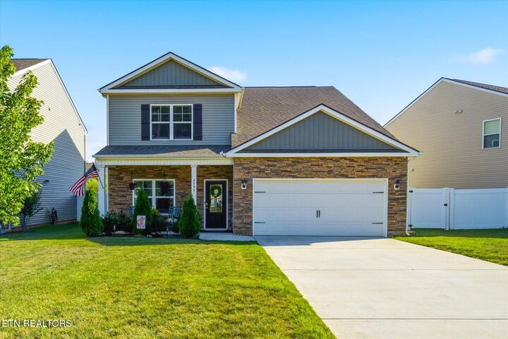 Property Photo:  4745 Willow Bluff Circle  TN 37914 