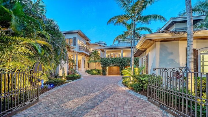 Property Photo:  1435 Westway Drive  FL 34236 