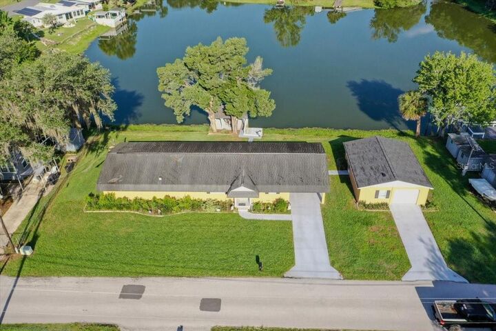 Property Photo: 928 S Shad Terrace FL 34450
