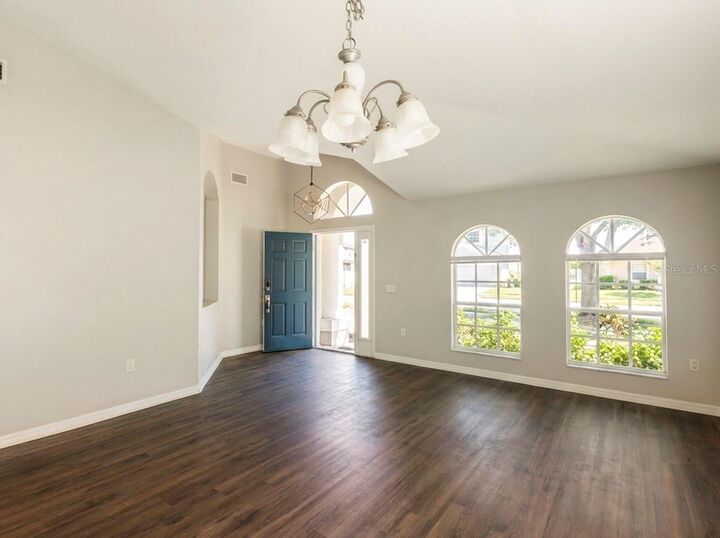 Property Photo:  210 Smokey Hill Avenue  FL 33570 