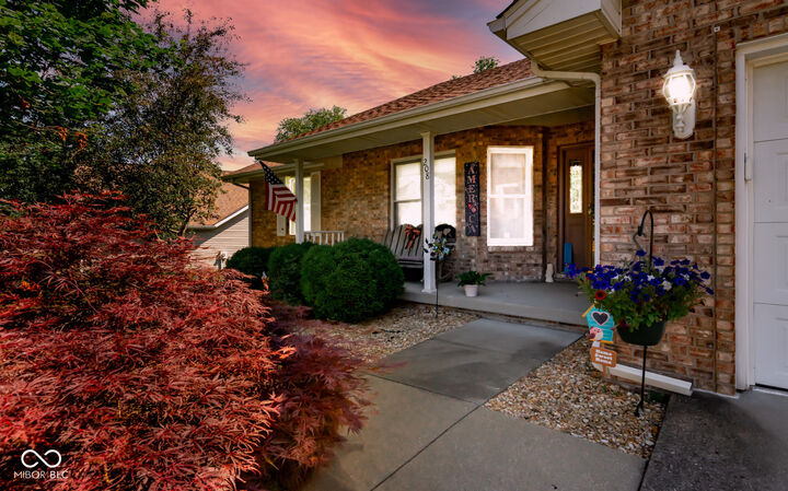 Property Photo:  208 Springhill  IN 47274 