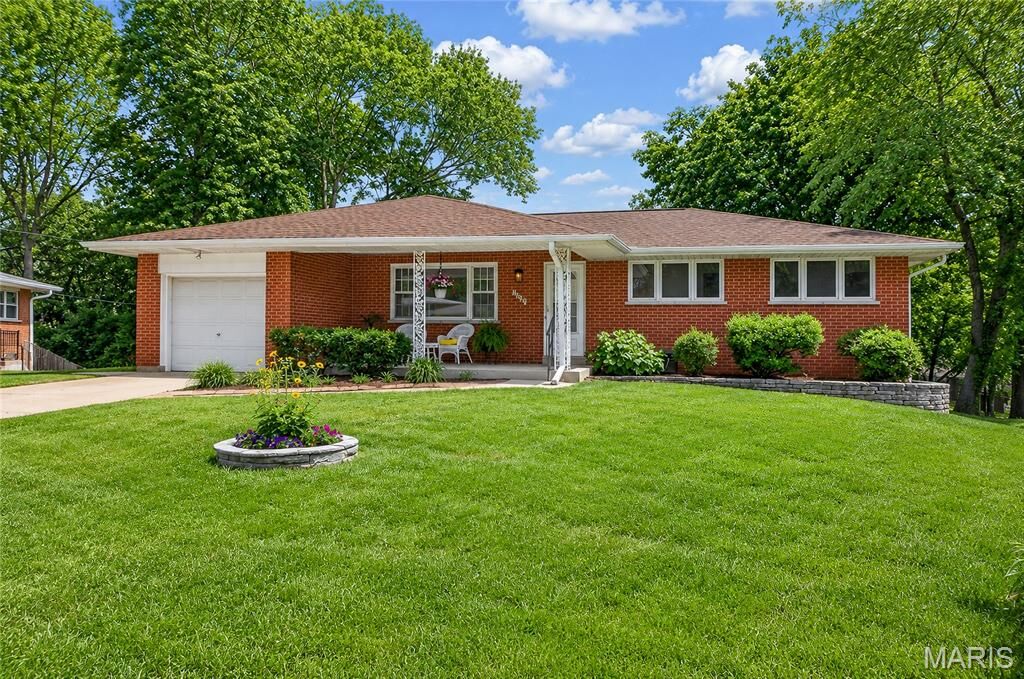 Property Photo:  7650 Sunray Lane  MO 63123 