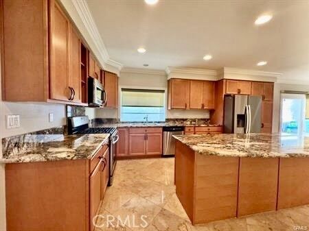 Property Photo:  5 Melodylane  CA 92614 
