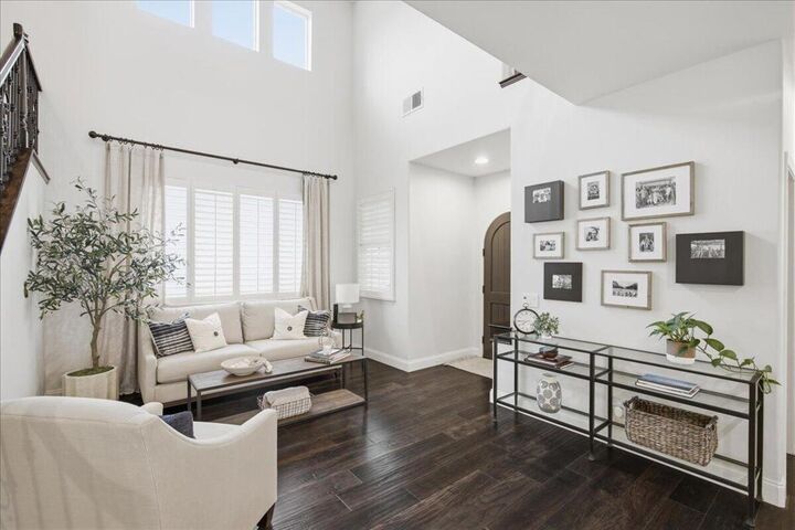 Property Photo: 23505 Gentian Court CA 91354