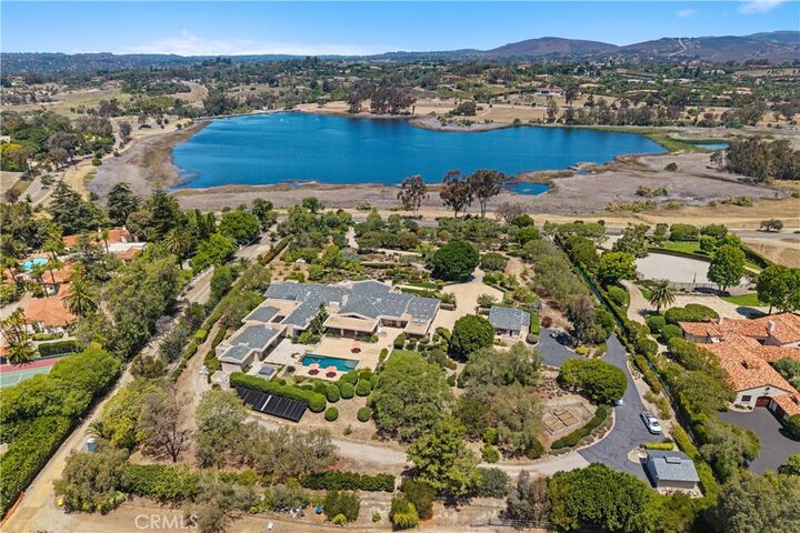 Property Photo: 6533 Lago Lindo CA 92067