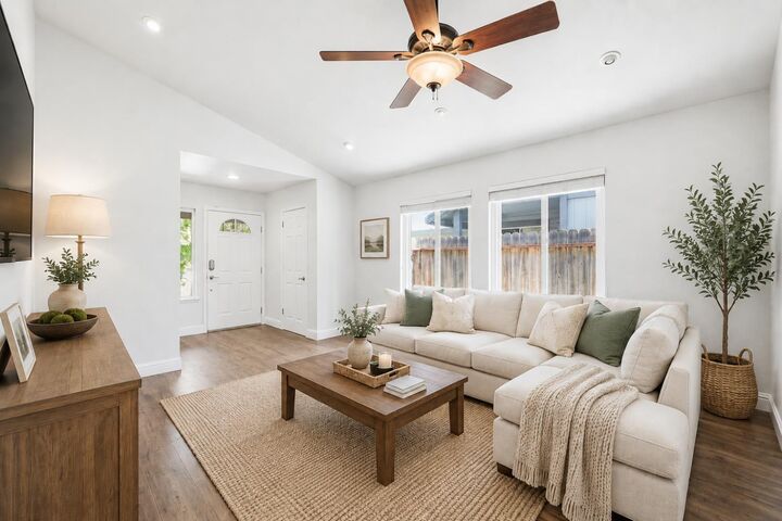 Property Photo:  6317 Elkhorn Manor Drive  CA 95673 
