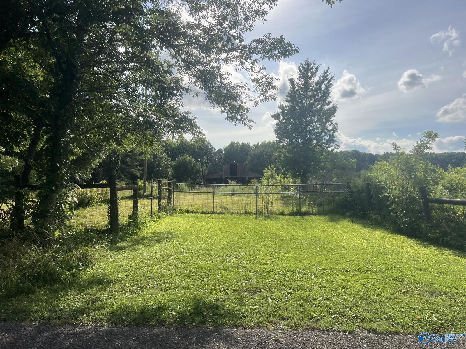 Property Photo:  Tract 3 Of 728 Kenmore Road  AL 35016 