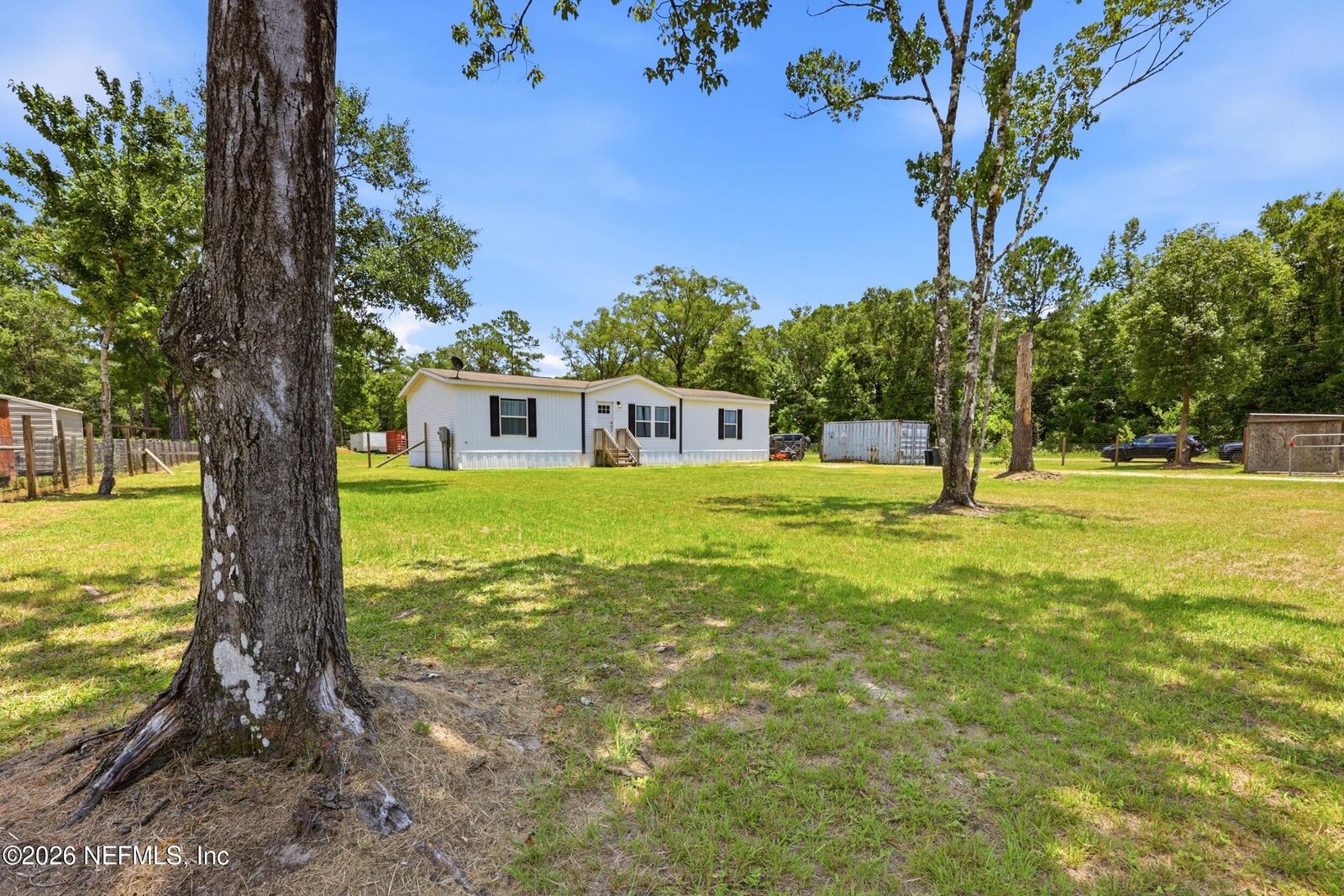 Property Photo: 10350 Turpin Avenue FL 32145