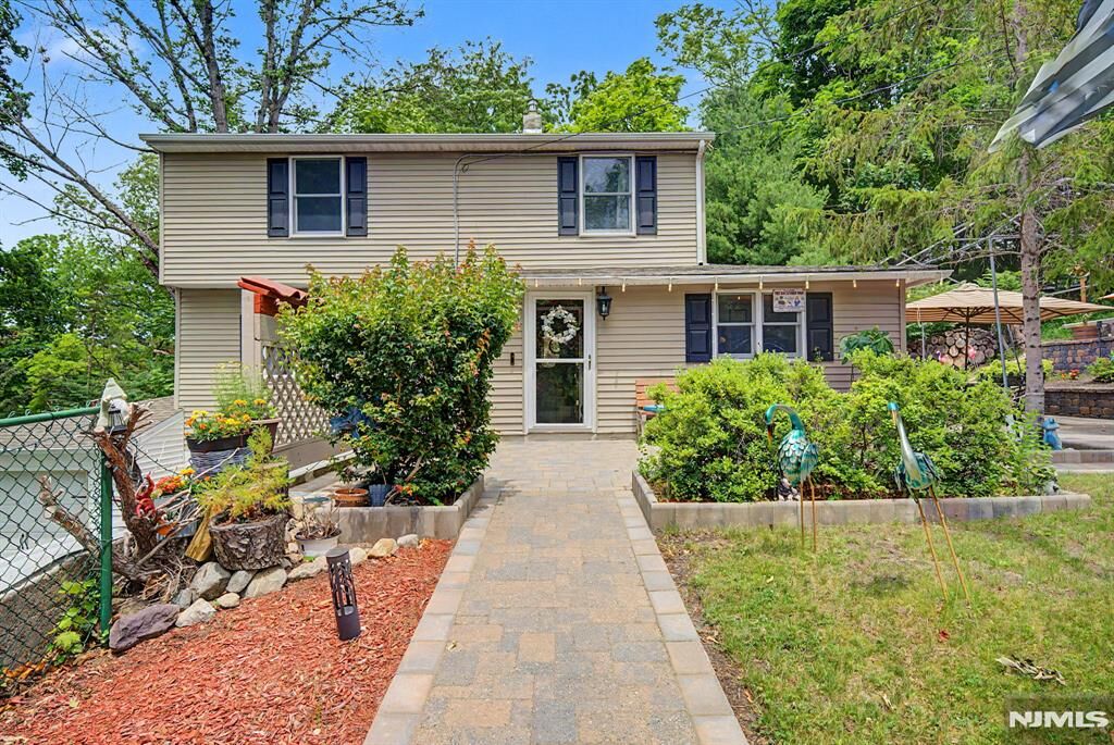 Property Photo:  102 Belleview Avenue  NJ 07405 