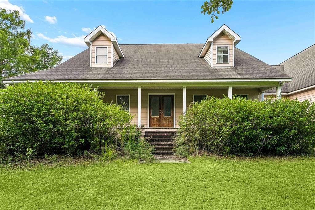 Property Photo:  103 Affirmed Court  LA 70431 