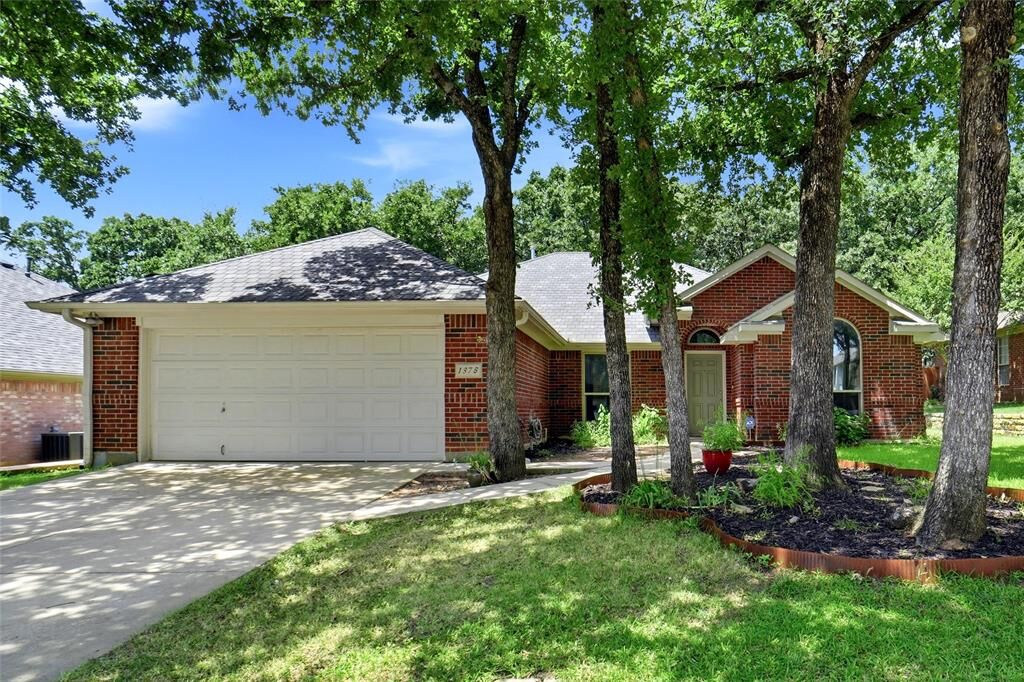 Property Photo: 1378 Forest Creek Drive TX 75067
