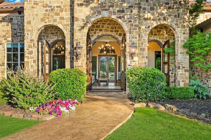 Property Photo:  1739 Bison Meadow Lane  TX 75032 