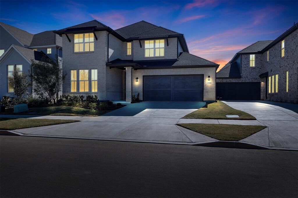 Property Photo:  1220 Lady Mantle Way  TX 76227 