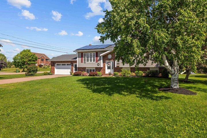 Property Photo: 102 Crozier Drive PE C1N 5S1
