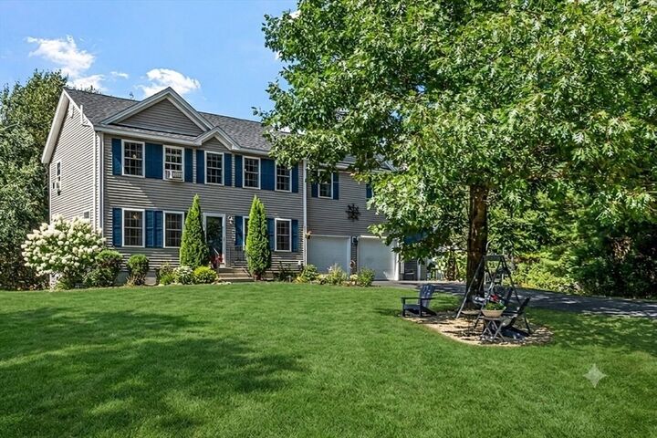 Property Photo:  93 N Common Rd  MA 01473 