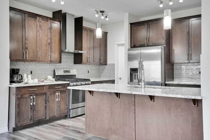 Property Photo:  379 Skyview Shores Manor NE  AB T3N 0H4 