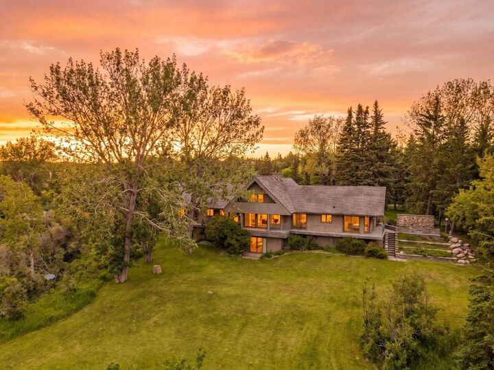 Property Photo: 237 Escarpment Drive AB T3Z 3M8
