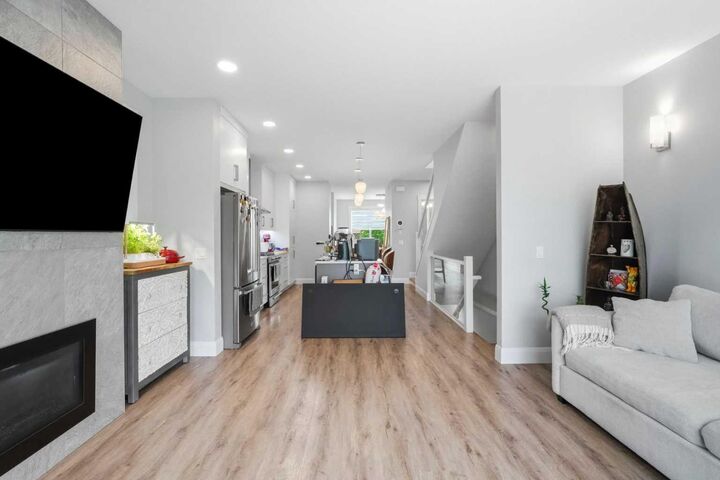 Property Photo: 425 23 Avenue NE AB T2E 1W1