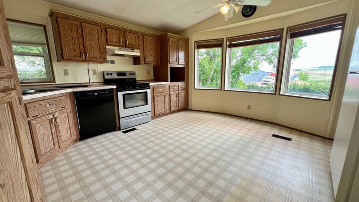 Property Photo: 210 1st Ave W AB T0J 0W0