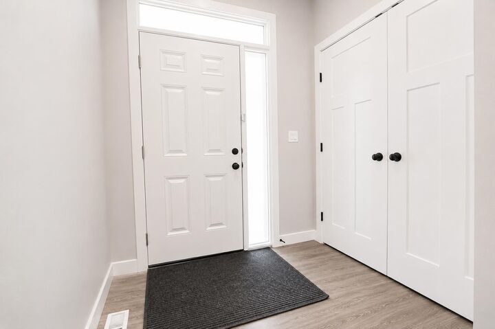 Property Photo: 10227A 149 Avenue AB T8X 0R8