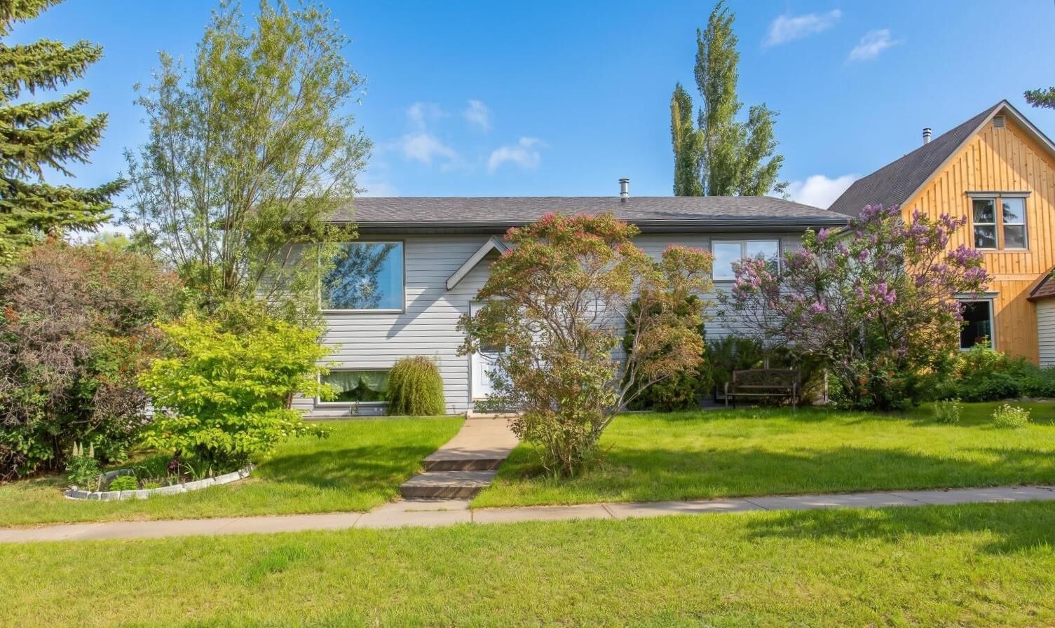 Photo de la propriété: 4722 49 Avenue AB T0C 0J0