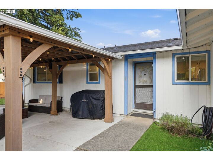 Property Photo: 6215 NE 102nd Ave WA 98662