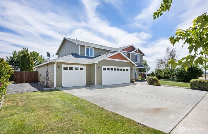 Property Photo:  2125  Perch Avenue  WA 98837 