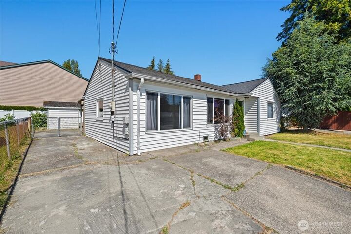 Property Photo:  1816 S Sprague Avenue  WA 98405 