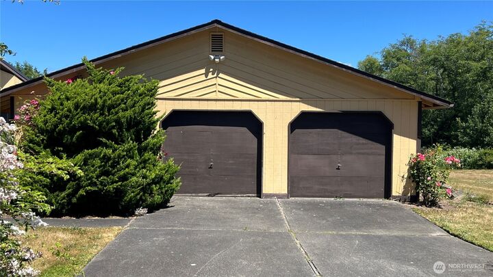 Property Photo:  39058  Shoreview Drive NE  WA 98340 