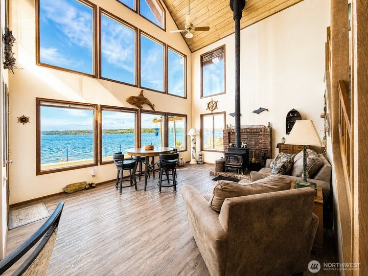 Property Photo:  14  H South Beach Drive  WA 98206 