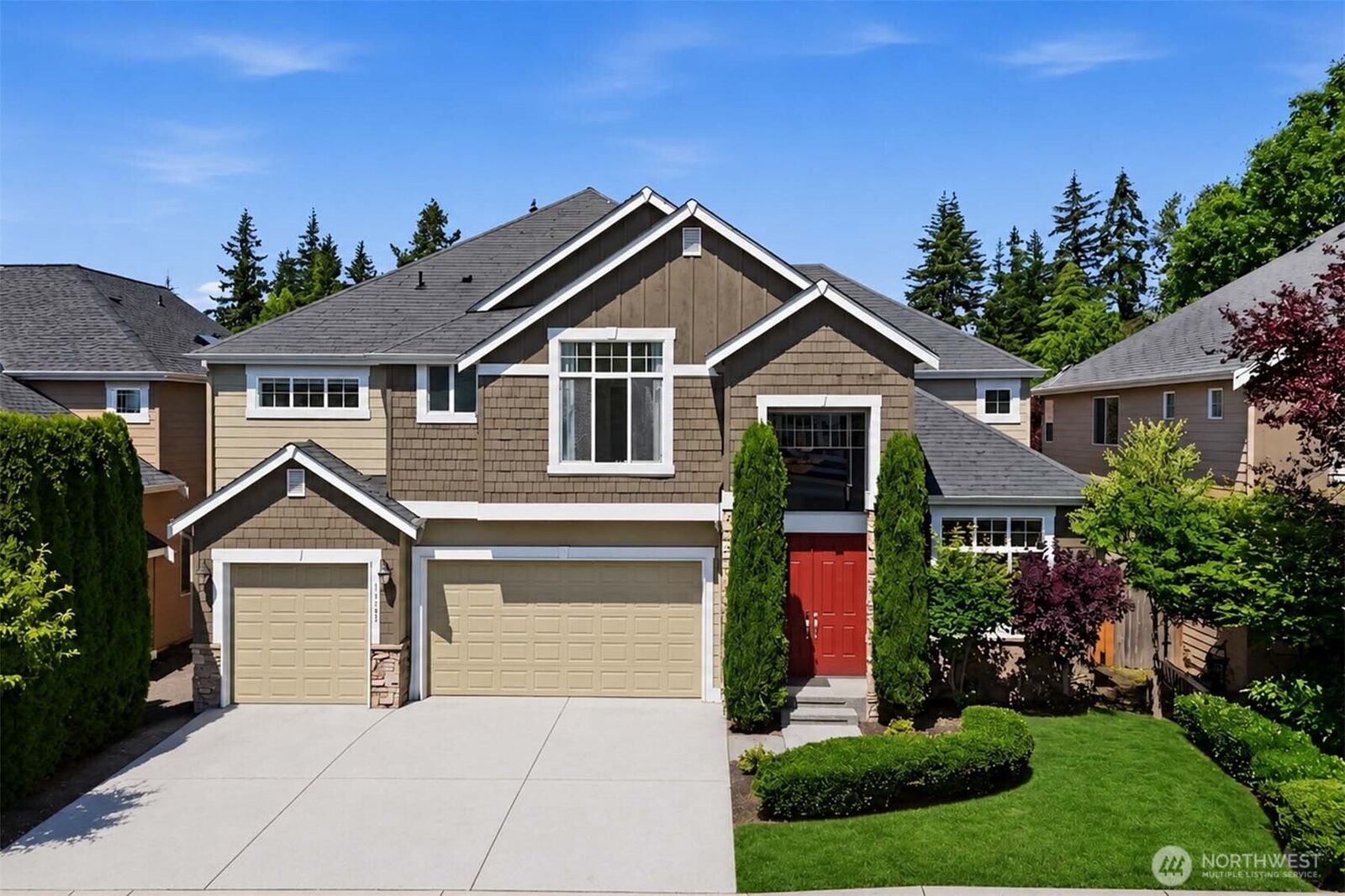 Property Photo:  16105  Northup Way  WA 98008 