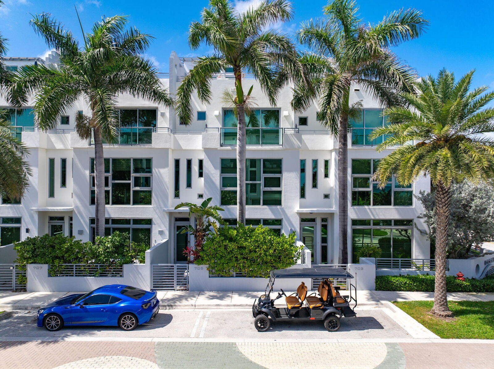 Property Photo: 705 Briny Avenue FL 33062