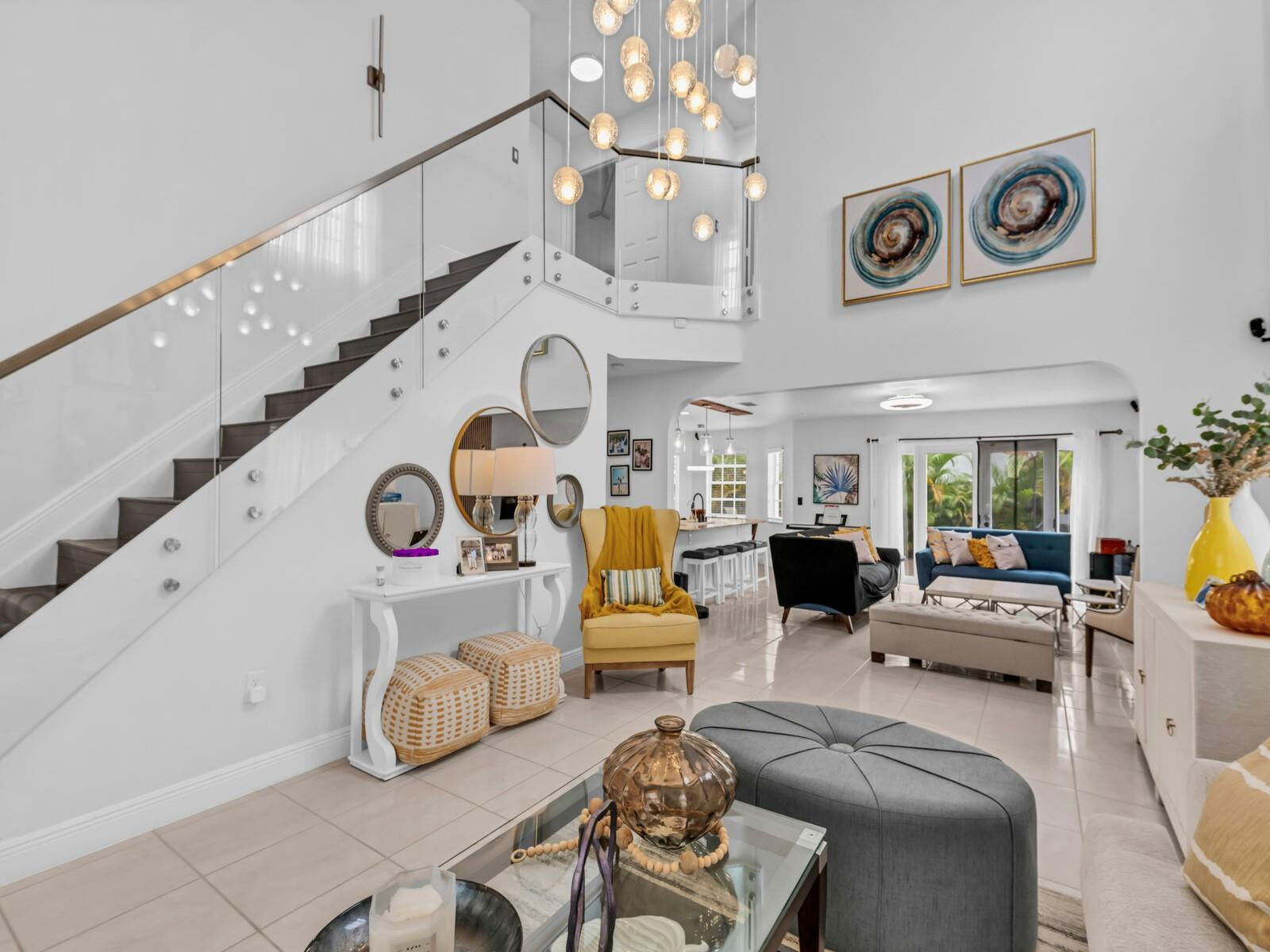 Property Photo: 101 Gables Boulevard FL 33326
