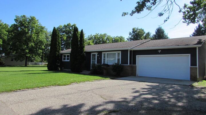 Property Photo:  2387 S Park Avenue  WI 53511 
