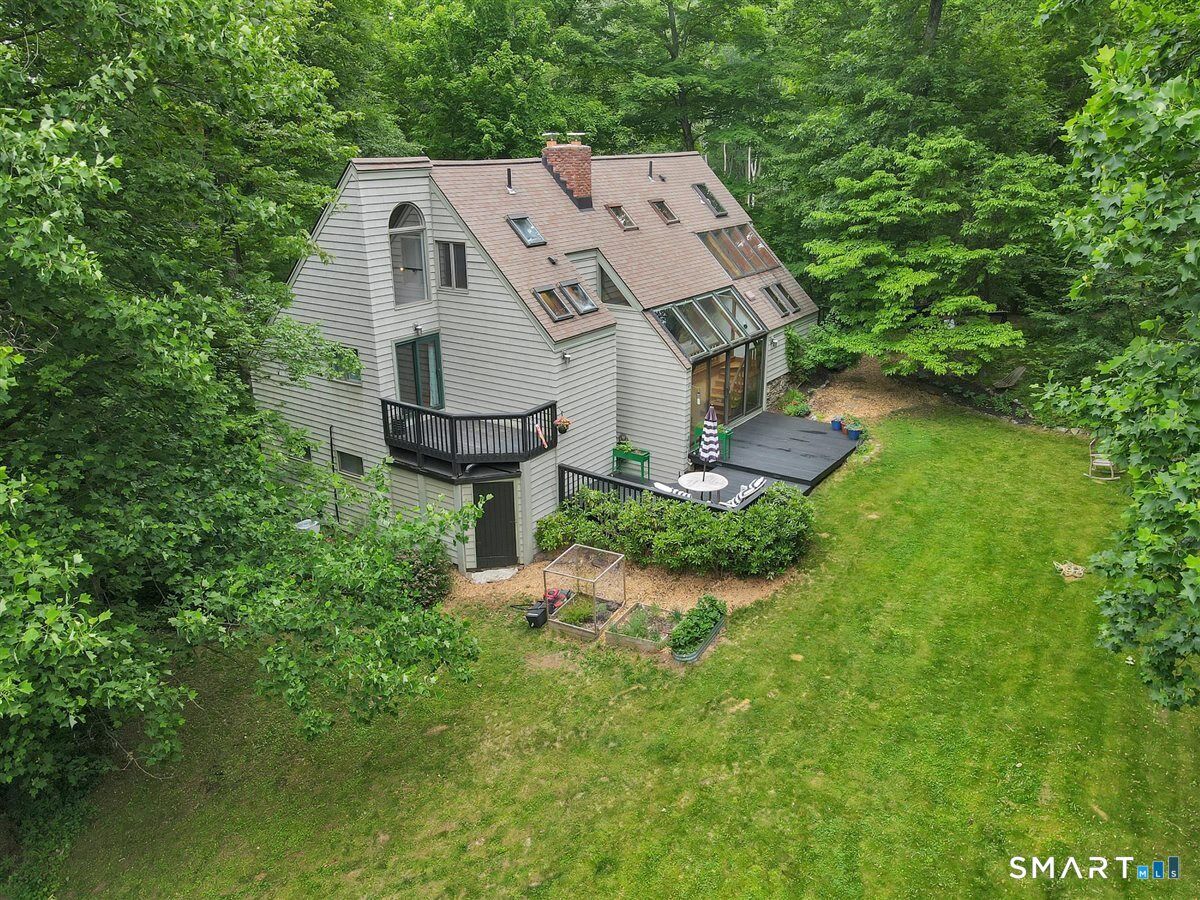 Property Photo:  159 Cream Pot Road  CT 06422 