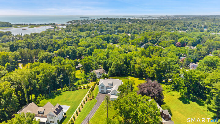 Property Photo:  13 Edgemarth Hill Road  CT 06880 