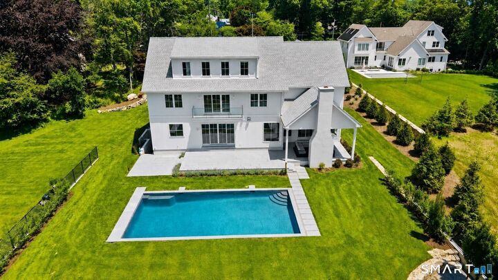 Property Photo: 13 Edgemarth Hill Road CT 06880