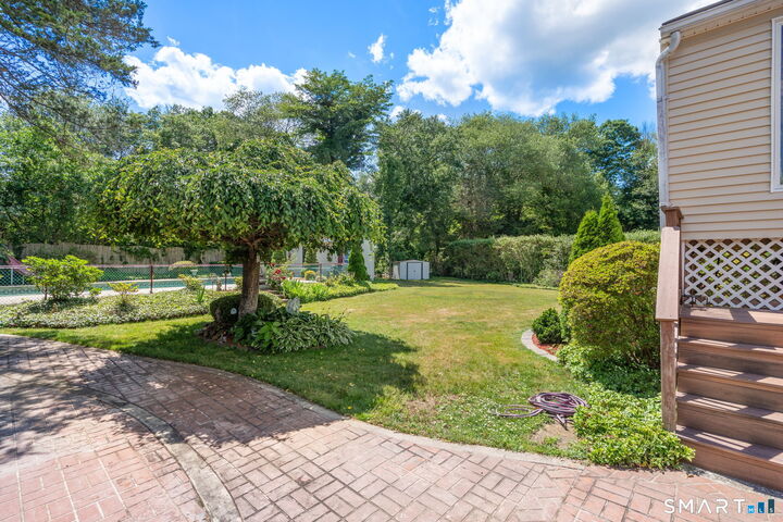 Property Photo:  48 Jefferson Circle  CT 06413 