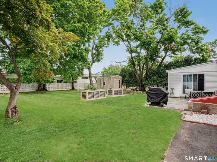 Property Photo:  342 Weed Avenue  CT 06902 