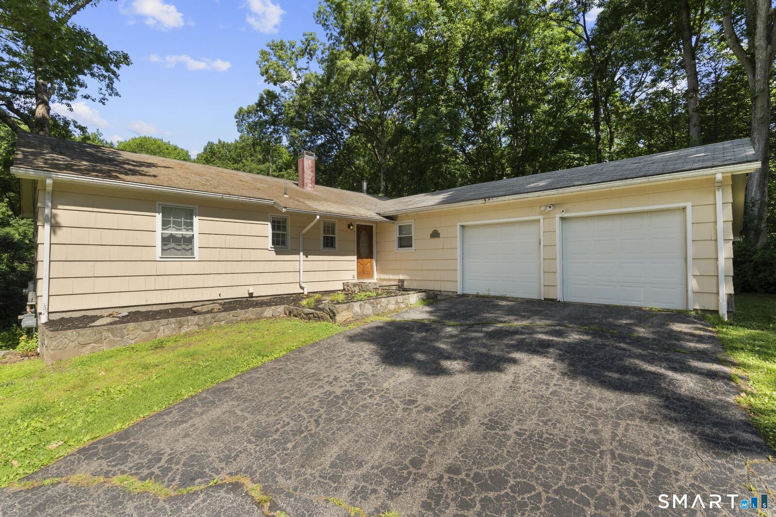 Property Photo:  293 Guinea Road  CT 06468 