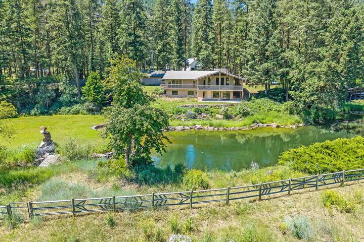 Property Photo: 512 Williams Lake Rd WA 99114