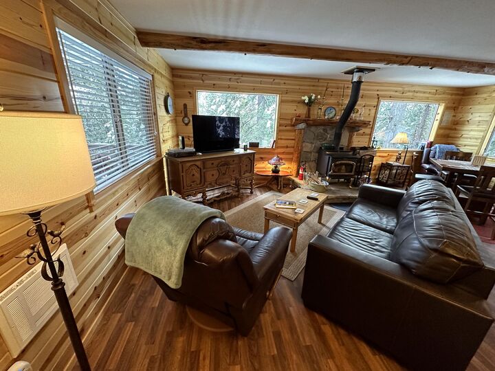 Property Photo: 57464 Crest Drive CA 93265