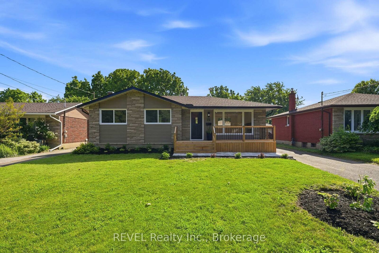 Property Photo: 72 Prince Charles Drive ON L2N 3Z1